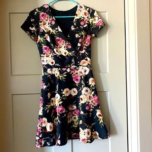 Aqual Black Floral Faux Wrap Dress Small